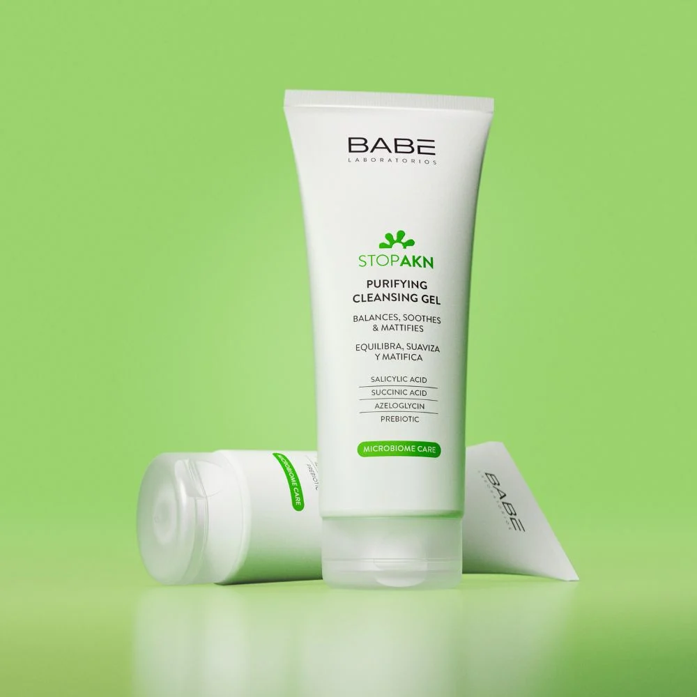 Babé Stop AKN Purifying Cleansing Gel Soothes and Mattifies