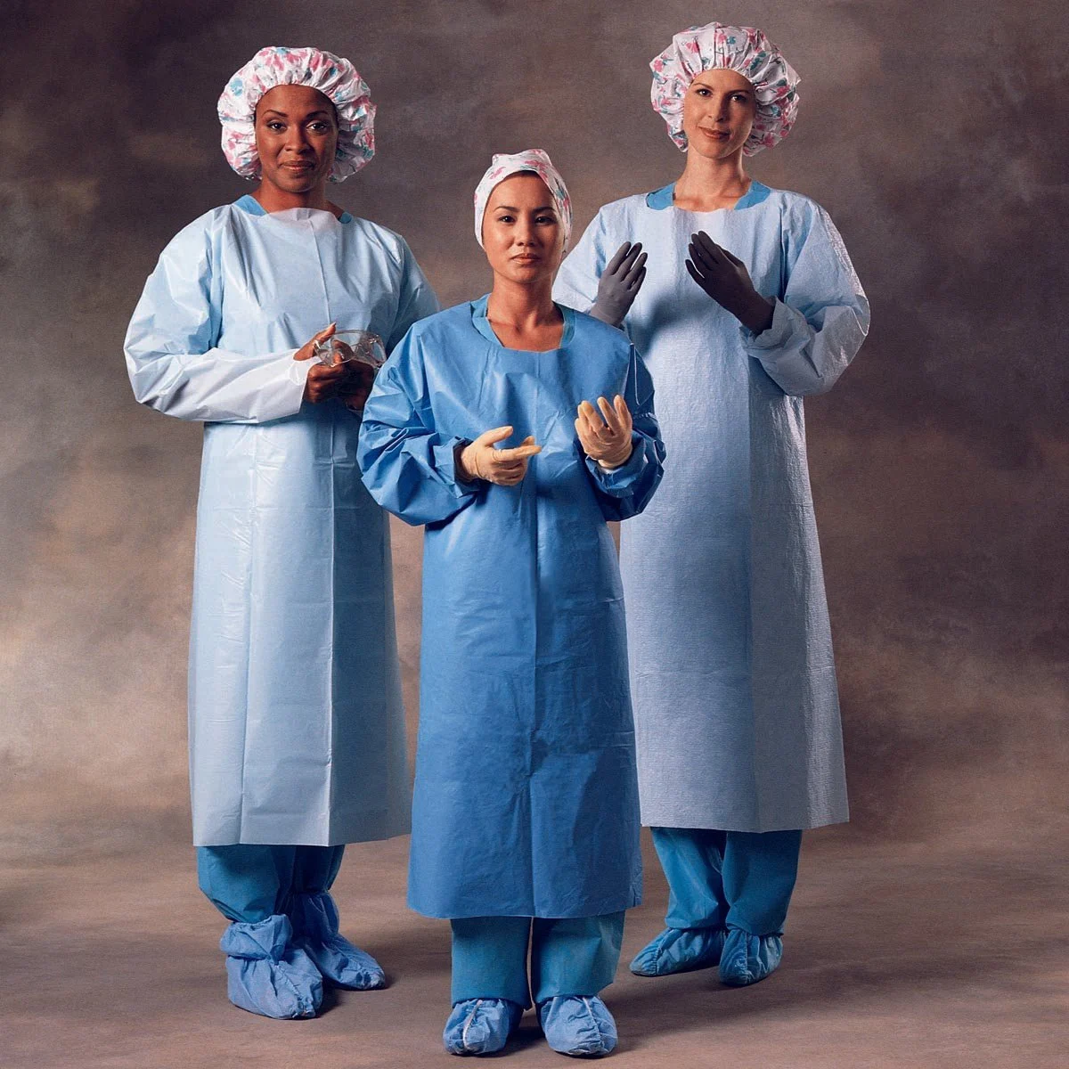 Halyard Over-the-Head Protective Procedure Gown Knit Cuff