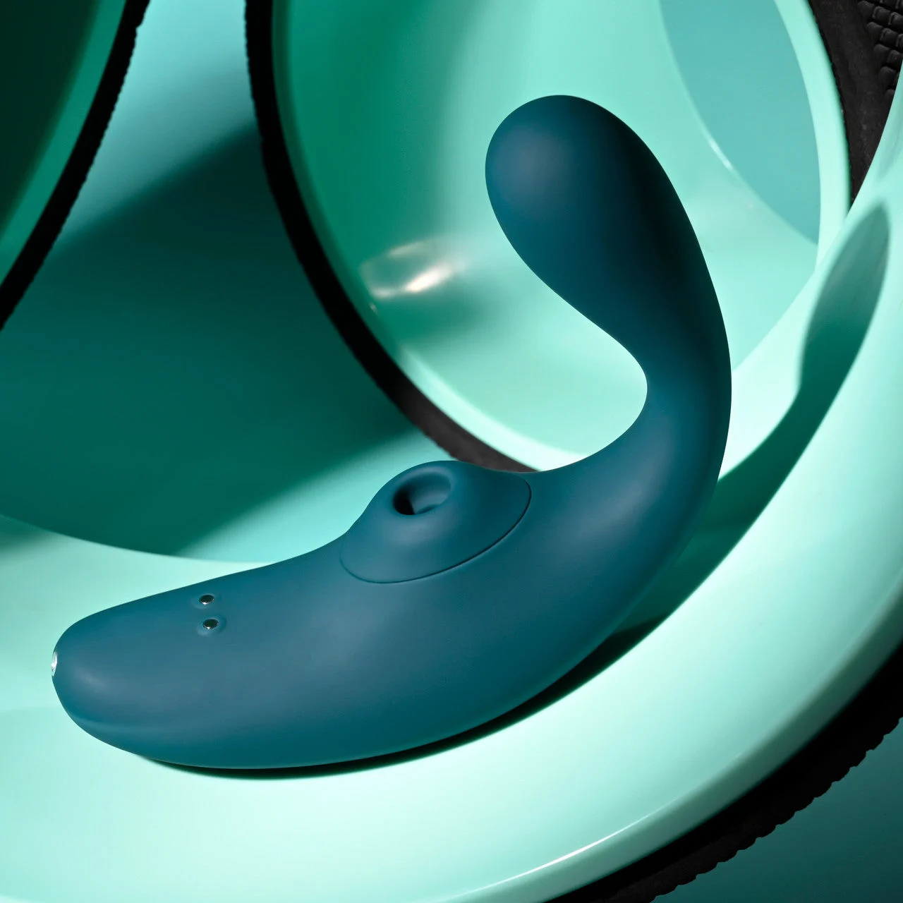 PLAYBOY PLEASURE CHARMER DUAL VIBRATOR