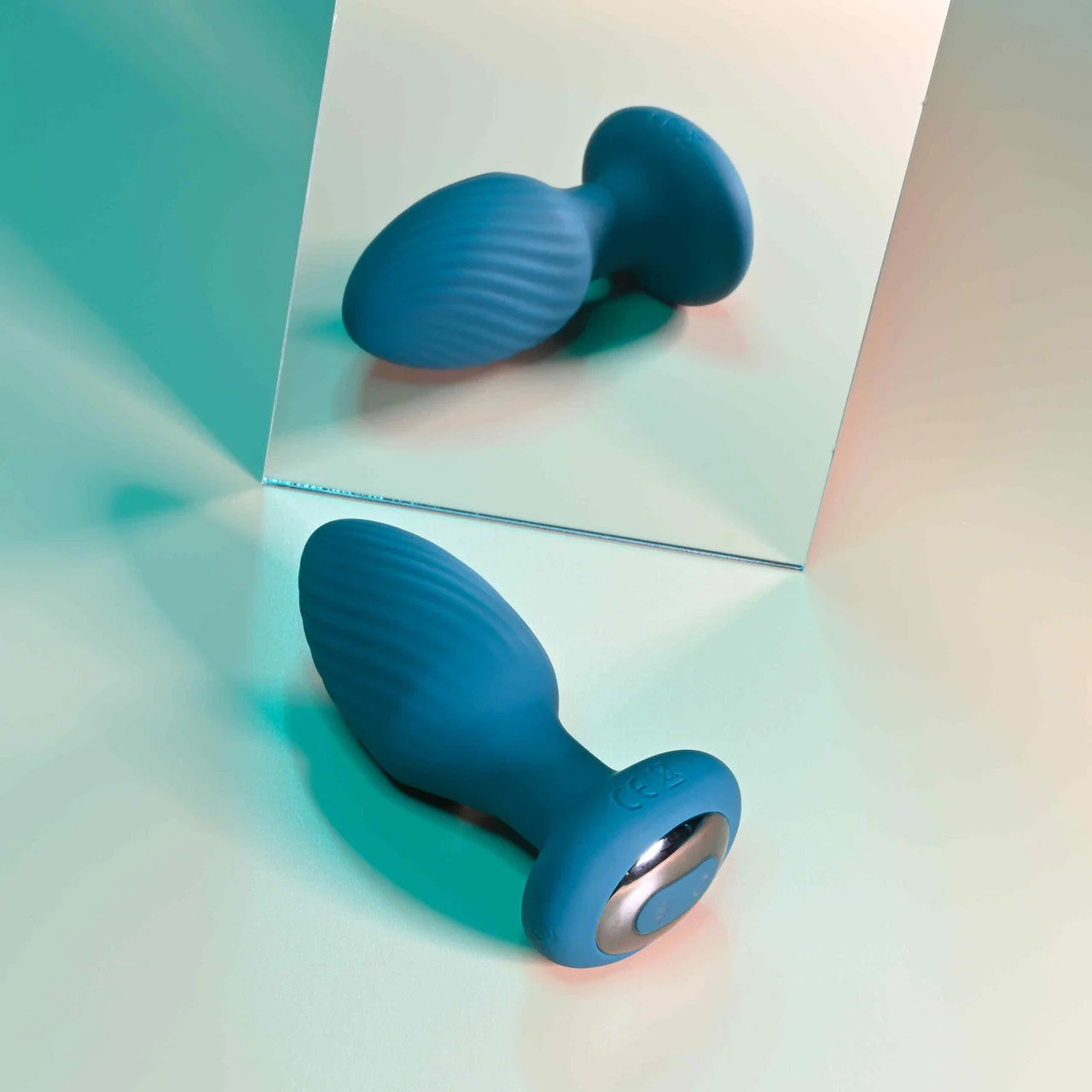 PLAYBOY PLEASURE SPINNING TAIL TEASER